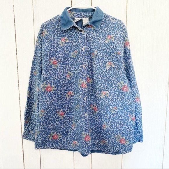 Vintage Tops - Vintage Leopard Cheetah Floral Print Chambray Button Down Long Sleeve Shirt